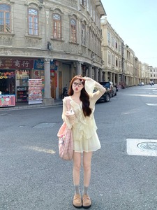 kumikumi温柔风套装女荷叶边V领喇叭袖衬衫夏季A字裙半身裙两件套