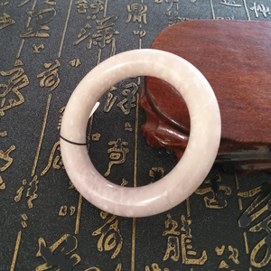 内蒙古天然玉石手镯佘太翠佘太玉雪花紫玉圆条玉佩手镯经典款