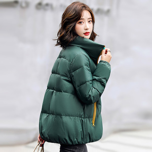 轻薄短款羽绒服女2021年新款时尚洋气女款宽松高端气质小个子外套