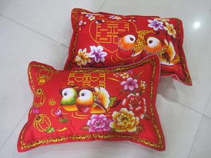 单面全棉磨毛印花包边枕套枕头 大红喜庆鸳鸯双喜枕头