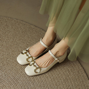 小码鞋323334增高马斜扣春季新款百搭粗跟女鞋粗跟圆头玛丽珍鞋子