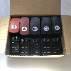 厂价出售郑州宇通金龙客车jk969系列仪表台翘板大灯雾灯暖风开关