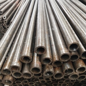 空心铁管外径24 26 27mm壁厚3mm无缝精密管内孔13 15 16 18 19mm