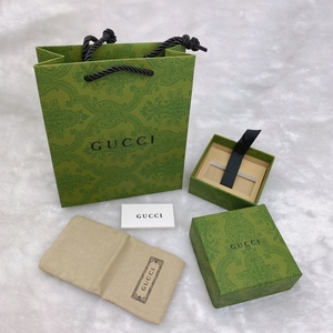 古驰guccl专柜原版同款盒子项链包装盒手链戒指饰品盒 米色布袋