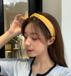 大脸圆脸适合的发箍女生洋气时尚韩国黄色头箍百搭日常外出戴夏天