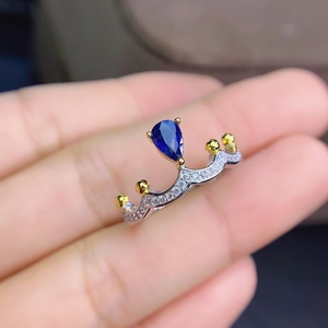 天然蓝宝石戒指 皇冠水滴简单款式女戒 925银工艺 送女朋友的礼物