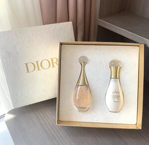 dior/迪奥2022真我香水限定套装 edp浓香水50ml 身体乳75ml送礼