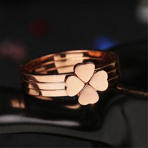 老凤祥彩金戒指专柜