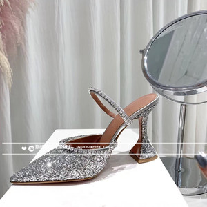 瑞典代购 Amina Muaddi水钻一字带凉鞋 尖头银色亮片后空细高跟鞋