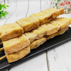 2019年新货武汉风味臭豆腐串冷冻油炸小吃半成品油豆腐串烧烤素食