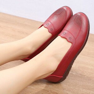 春秋妈妈鞋子牛筋软底平底单鞋中年妇女老年皮鞋黑色奶奶鞋一脚蹬