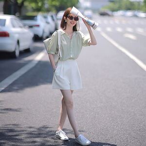 短发衣服搭配女酷