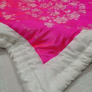 老式手缝丝绸缎棉被古典复古怀旧老棉被