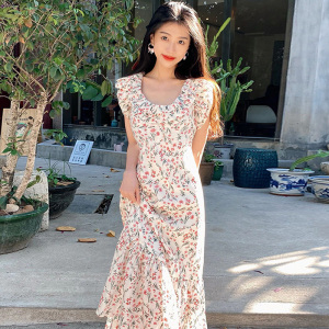 碎花鱼尾连衣裙女夏季夏高级感气质洋气新款淑女清纯甜美裙子长裙
