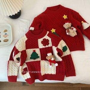 女童红色毛衣圣诞韩版2023秋冬针织衫洋气红色圆领条纹小熊毛线衫