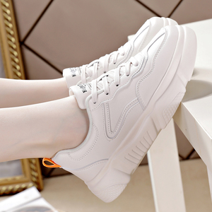 意尔康小白鞋女内增高