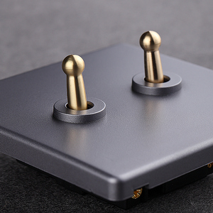 北欧银灰色复古黄铜拨杆开关家装墙壁电源开关插座面板工业风86型