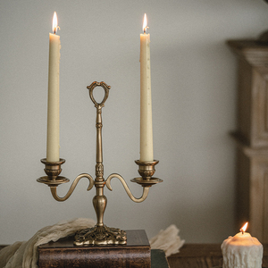 retro复古法式金色黄铜小烛台道具欧式轻奢金属家用浪漫餐桌摆件