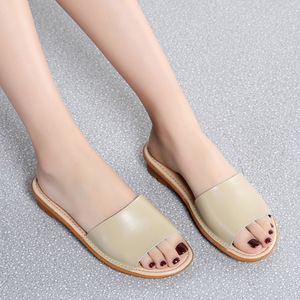2019夏季新款韩版凉拖鞋女平底真皮女式凉鞋休闲室外一字沙滩鞋女