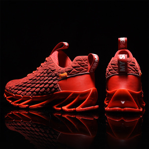 红色男鞋刀锋减震跑步运动鞋战士6代8春季2019新款网红鞋子男潮鞋