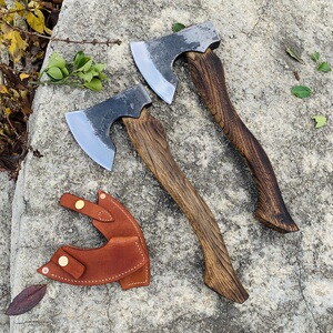 精抛户外露营斧子野营劈柴斧头整钢手工锻打锋利坚硬斩骨斧木工斧