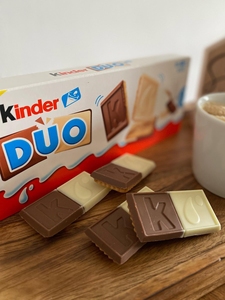 德国进口Kinder健达DUO牛奶巧克力饼干儿童双重松脆休闲零食小吃