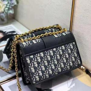 迪奥菲菲复古老花邮差包 d家刺绣蒙田30链条包包单肩斜跨cd扣女包