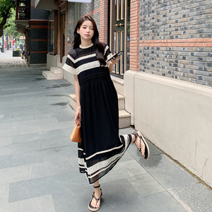 黑色设计感短袖连衣裙女夏季2024新款韩版宽松显瘦蕾丝拼接长裙子