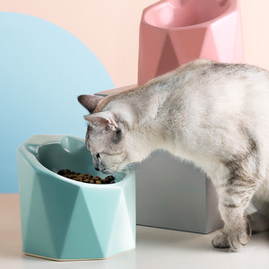 一眯几何陶瓷斜口猫食盆高脚保护肠道颈椎防打翻狗碗英短加菲猫碗
