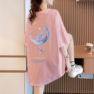 粉色短袖t恤女2022夏季新款宽松大码卡通印花中长款纯棉半袖上衣