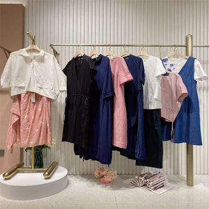 三淼22夏品牌女装尾货折扣走份p发专柜撤柜直播实体一手货源供应