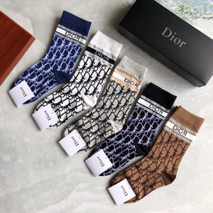 dior迪奥中筒袜子网红男女同款老花字母logo百搭纯棉防臭吸汗长袜