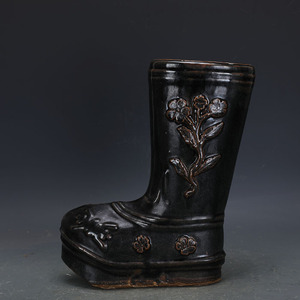 宋代黒釉手工瓷堆雕刻花鞋子 接老底老窑保真瓷器 古玩古董收藏品