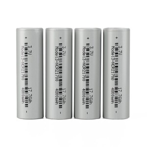 特斯拉21700lg 4800mah3.7v动力大容量充电强光手电电动车锂电池