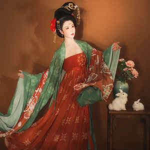 披帛女汉服烫金