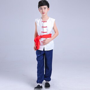 小英雄雨来的服装