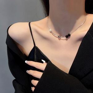 钛钢项链女黑色玉髓珠子锁骨链夏季高级感冷淡风毛衣链2021年新款