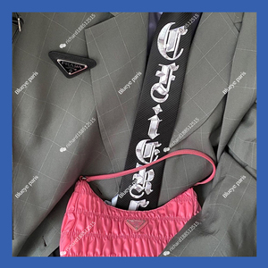 blueye|prada普拉达褶皱hobo女士单肩包斜挎包腋下包