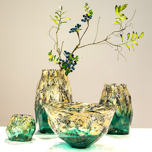 北欧不规则渐变艺术玻璃花瓶异形插花水养花器客厅餐桌轻奢摆件