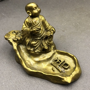 古玩杂项 小和尚 悟字摆件 中号家居工艺摆件 铜器