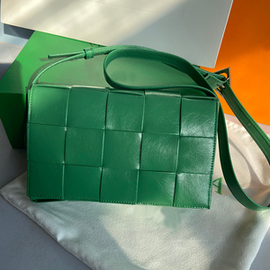 bv&me 中号油蜡皮cassette大格子编织包枕头包女士休闲单肩斜跨包