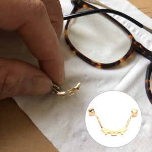 4角嵌入式鼻托支架 儿童成人眼镜鼻托架鼻梁架鼻垫上螺丝配件