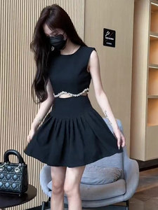 黑色镂空无袖连衣裙子女夏季2024新款显瘦气质夏装搭配一整套时尚