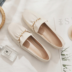 鞋春秋新款中老年女鞋软底舒适防滑平底夏季中年老人皮鞋122人付款59