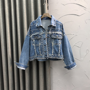 欧洲站重工铆钉牛仔衣服女士新款春季时尚宽松个性潮流减龄短外套
