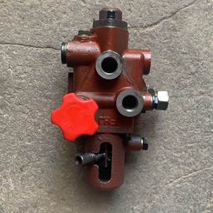 四轮拖拉机配件五征时风鲁中强升强降原厂升降分配器