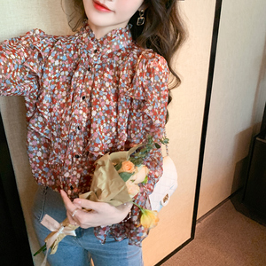 喇叭袖小碎花衬衫女2021秋款甜美荷叶边雪纺衫很仙的长袖早秋上衣