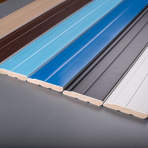 实木踢脚线蓝色