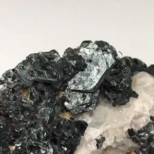绿云母晶体