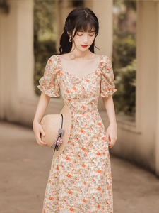 moscoloni法式可盐可甜仙森系复古温柔风雪纺碎花连衣裙夏衣服卖掉